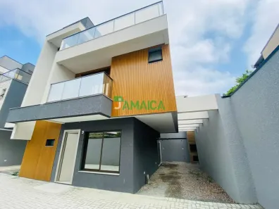Sobrado com 3 Quartos à venda, 160m² no Jardim das Américas, Curitiba