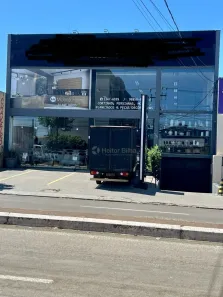 Imóvel Comercial com 1 Quarto para alugar, 815m² no Vitória, Londrina