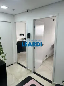 Sala Comercial à venda, 40m² no Santo Amaro, São Paulo