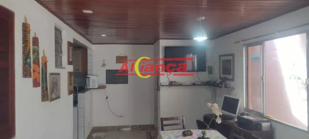 Casa com 3 Quartos à venda, 180m² no Jardim São João, Guarulhos