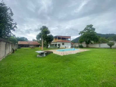 Casa com 3 Quartos à venda, 250m² no Cidade Jardim Guapimirim, Guapimirim