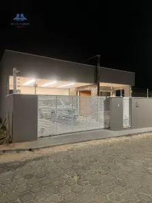 Casa com 3 Quartos à venda, 180m² no São João do Rio Vermelho, Florianópolis