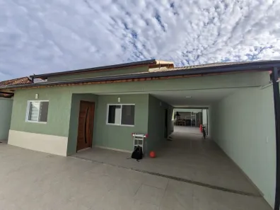 Casa com 4 Quartos à venda, 360m² no Papucaia, Cachoeiras de Macacu