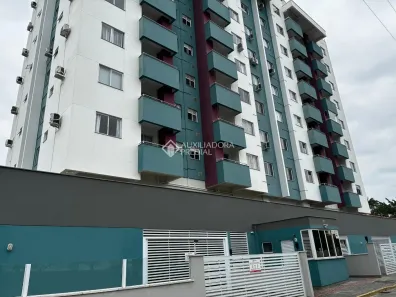 Apartamento com 2 Quartos para alugar, 57m² no Pedra Branca, Palhoça