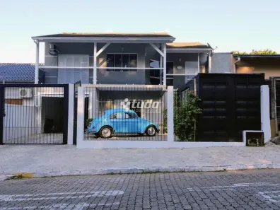 Casa com 4 Quartos à venda, 220m² no Imigrante Norte, Campo Bom