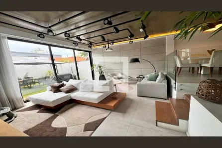 Casa com 3 Quartos à venda, 192m² no Jardim Aeroporto, São Paulo