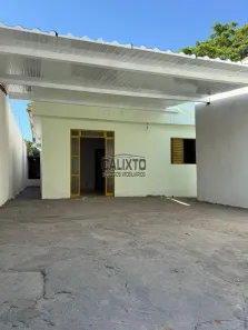 Casa com 2 Quartos à venda, 120m² no São Jorge, Uberlândia
