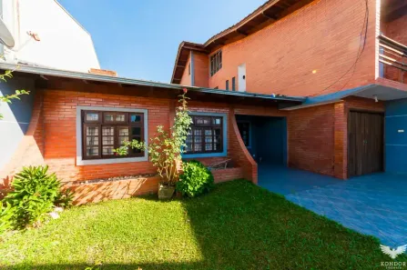 Sobrado com 3 Quartos à venda, 270m² no Pilarzinho, Curitiba