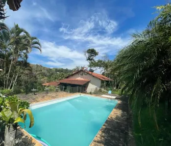 Fazenda/Sítio com 4 Quartos à venda, 350m² no Recanto dos Lagos, Juiz de Fora