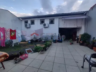 Sobrado com 3 Quartos para alugar, 110m² no Estância Velha, Canoas