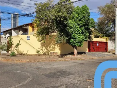 Sobrado com 3 Quartos à venda, 146m² no Jardim América, Goiânia