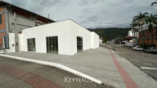 Sala Comercial para alugar, 250m² no Ressacada, Itajaí