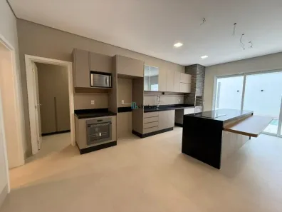 Casa de Condomínio com 3 Quartos para alugar, 266m² no Condomínio Belvedere II, Cuiabá