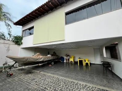 Casa com 4 Quartos à venda, 328m² no Vigilato Pereira, Uberlândia