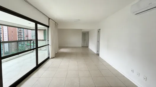 Apartamento com 3 Quartos para alugar, 143m² no Alphaville I, Salvador