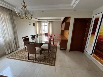 Apartamento com 4 Quartos à venda, 244m² no Zona 07, Maringá