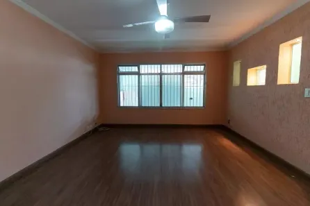 Casa com 3 Quartos à venda, 180m² no Jardim Oriental, São Paulo