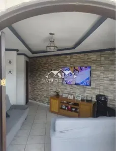 Casa com 3 Quartos à venda, 75m² no Quarteirão Brasileiro, Petrópolis