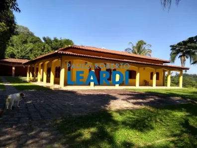 Fazenda/Sítio com 4 Quartos à venda, 550m² no Monte Alegre, Vinhedo