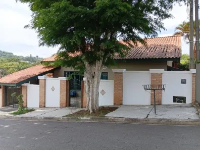 Casa com 3 Quartos à venda, 200m² no Bosque, Vinhedo
