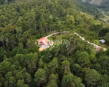 Fazenda/Sítio com 4 Quartos à venda, 374m² no Parque Ferradura, Campos do Jordão