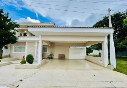 Casa de Condomínio com 3 Quartos à venda, 350m² no Piracangaguá, Taubaté