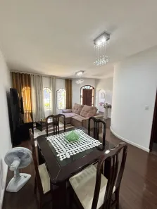 Casa com 3 Quartos para alugar, 220m² no Vila Metalúrgica, Santo André