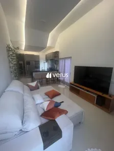 Casa com 3 Quartos à venda, 85m² no Novo Mundo, Uberlândia