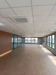 Sala Comercial para alugar, 192m² no Parque dos Resedás, Campinas
