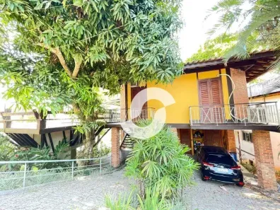 Casa de Condomínio com 3 Quartos à venda, 209m² no Maceió, Niterói