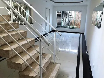 Sobrado com 3 Quartos à venda, 200m² no Vila Galvão, Guarulhos
