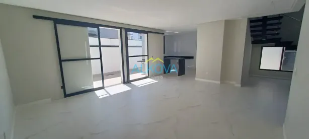 Sobrado com 4 Quartos à venda, 250m² no Loteamento Floresta, São José dos Campos
