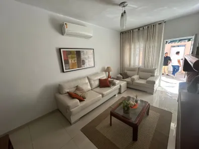 Casa com 2 Quartos à venda, 165m² no Juriti, Nova Iguaçu