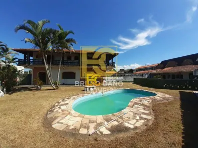 Sobrado com 5 Quartos à venda, 366m² no Centro, Peruíbe