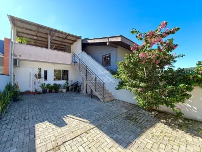 Casa com 3 Quartos para alugar, 110m² no Passo Manso, Blumenau