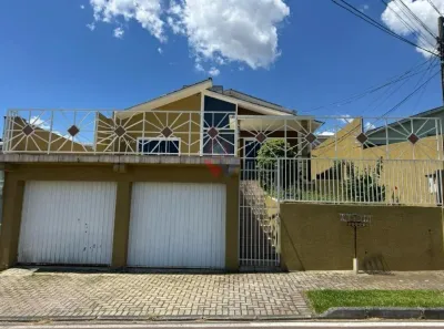 Sobrado com 3 Quartos à venda, 300m² no Iguaçu, Araucária