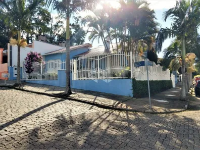 Casa com 3 Quartos à venda, 180m² no Renascença, Santa Cruz do Sul