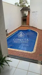 Sobrado com 3 Quartos à venda, 272m² no Jardim Inconfidência, Uberlândia