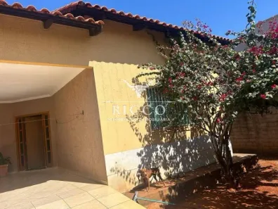 Casa com 3 Quartos à venda, 140m² no Setor Faiçalville, Goiânia