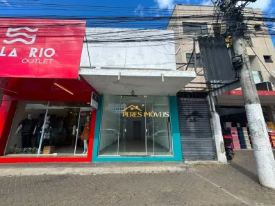 Ponto Comercial para alugar, 50m² no Centro, Rio das Ostras
