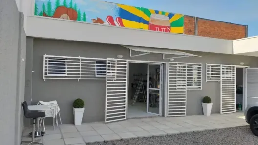 Imóvel Comercial para alugar, 65m² no Emiliano Perneta, Pinhais