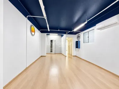 Sala Comercial para alugar, 77m² no Centro Histórico, Porto Alegre