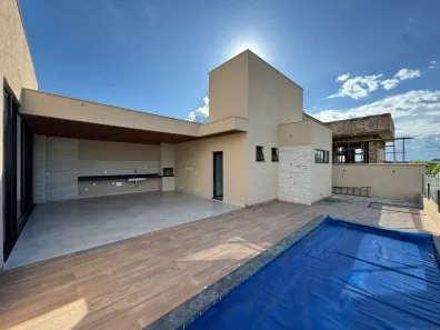Casa de Condomínio com 4 Quartos à venda, 220m² no Jardins Capri, Senador Canedo