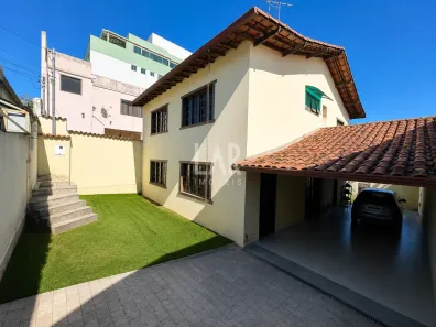 Casa com 4 Quartos à venda, 256m² no Planalto, Belo Horizonte