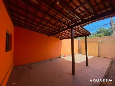 Casa com 3 Quartos para alugar, 200m² no Vila Barroquinha, Contagem