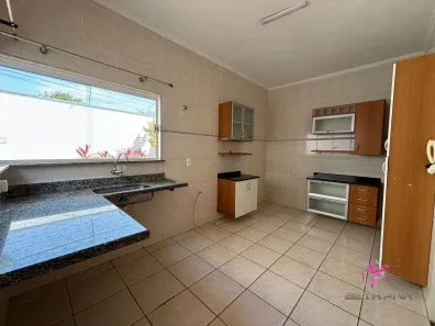 Casa com 3 Quartos à venda, 138m² no Jardim Terras de San José, Pirassununga