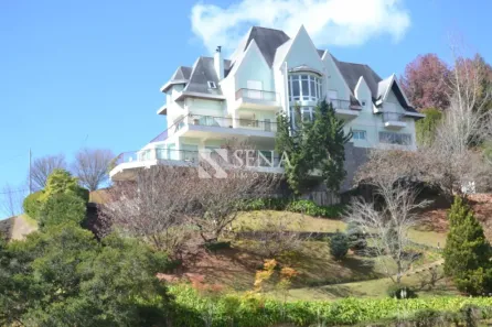 Casa de Condomínio com 4 Quartos à venda, 700m² no Jardim do Embaixador, Campos do Jordão