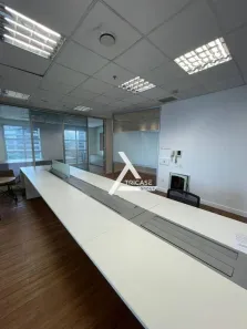 Sala Comercial para alugar, 140m² no Vila São Francisco (Zona Sul), São Paulo