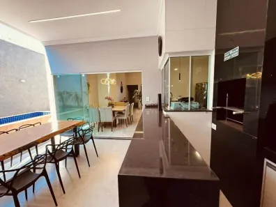 Casa com 3 Quartos à venda, 200m² no Bosque dos Buritis, Uberlândia