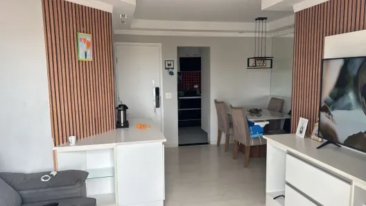 Apartamento com 3 Quartos para alugar, 76m² no Chácara Agrindus, Taboão da Serra